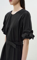 Dress / LESS Pleated Short-Sleeve Cotton Dress