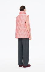 Down Vest / JNBY Oversized Wavy Quilted Down Vest