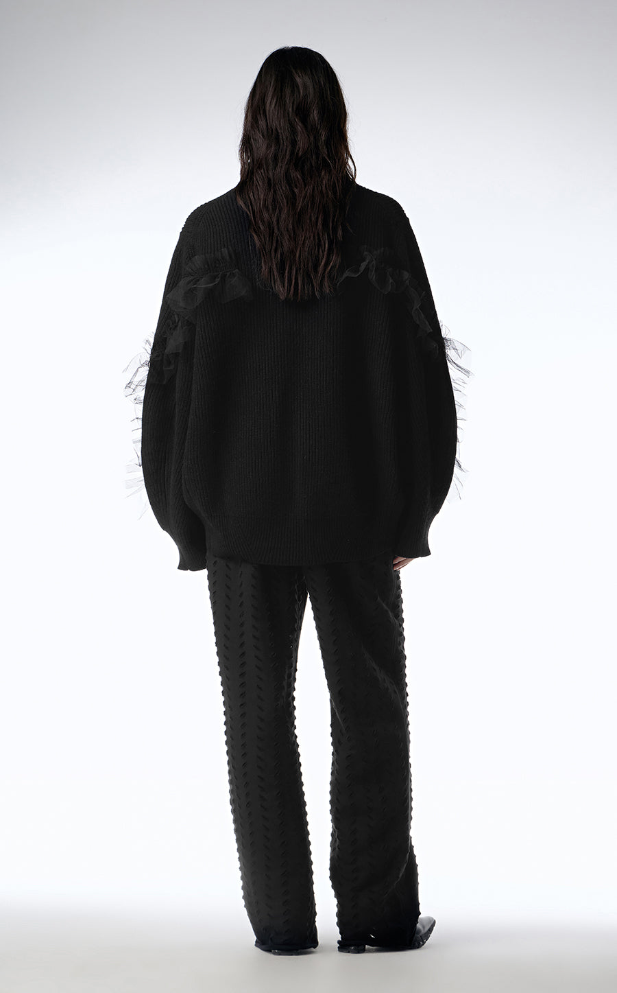 Sweater / JNBY Relaxed Wool Cardigan in Mesh Design