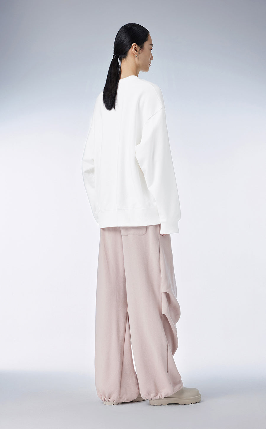 Sweatershirt / JNBY Graphic Pattern Oversized Sweatershirt