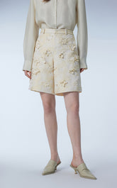 الكفاف / جنيبي دازي الصغيرة مقطوعة جاكوارد