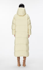 Coat / JNBY Luxe Ultra-Long Seamless Goose Down Coat