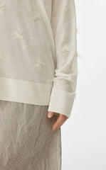 Sweater / JNBY 3D Floral Loose Knit Sweater