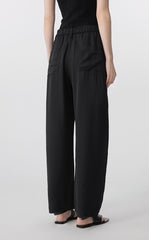 Pants / JNBY Banana Fit Rolled Tencel Pants