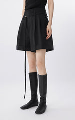 Pants / JNBY Wide-Legged Cuffed Tailored Shorts