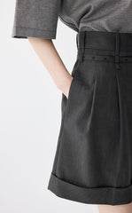 Pants / JNBY Wide-Legged Cuffed Tailored Shorts