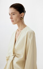 Shirt / JNBY Oversized V-Neck Cotton Poplin Shirt