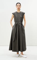 Dress / LESS Shirred Sleeveless Cotton A-Line Dress