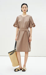 Dress / LESS Pleated Short-Sleeve Cotton Dress