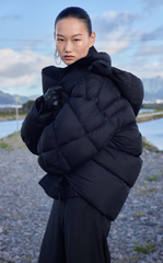Down Coat / JNBY Oversized Deconstructed Short Down Jacket