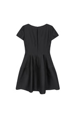 Dress / JNBY Sleek Boat Neck S-Line Dress
