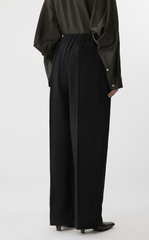 Pants / JNBY Straight Cut Tapered Ultra-Long Pants