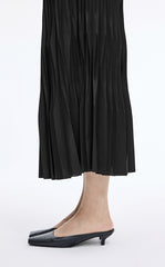 Skirt / JNBY Sculpted Pleated Maxi Skirt