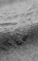 Sweater / JNBY V-Neck Floral-Embroidered T-Shirt Sweater