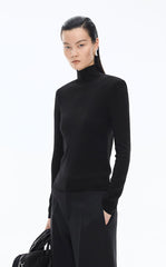 Sweater / JNBY Slim-Fit T-Neck Wool Blend Pullover