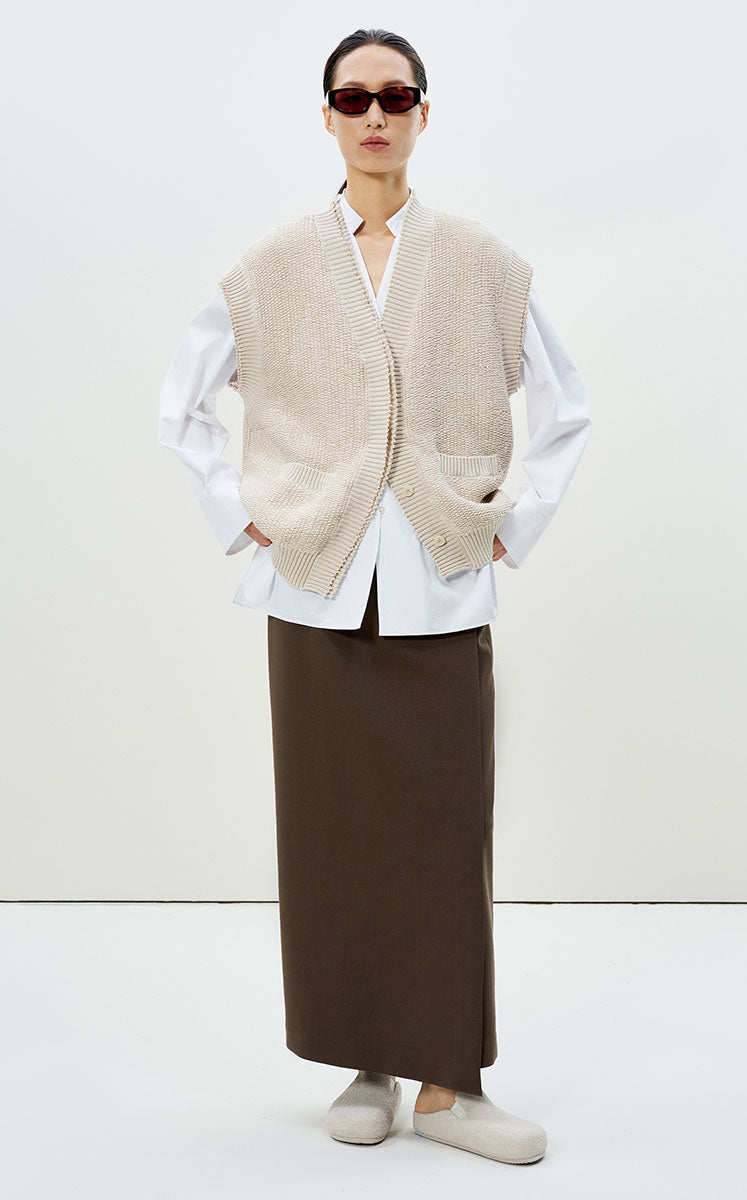 Shirt / LESS Supima Cotton V-Neck Long-Sleeve Shirt