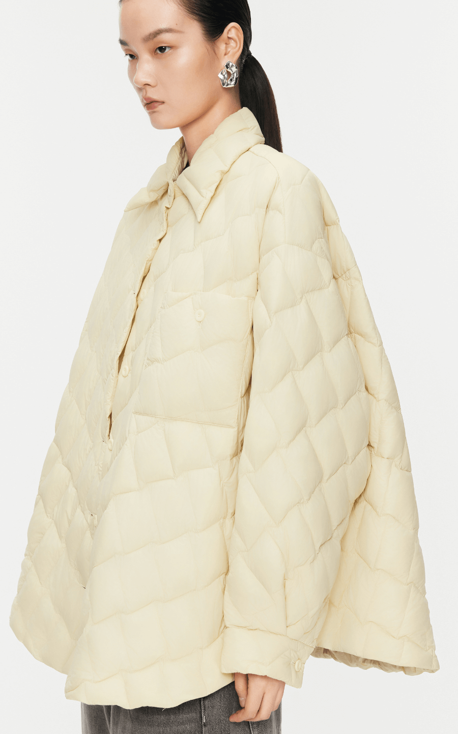 Coat / JNBY Oversize A-Type Light Down Jacket