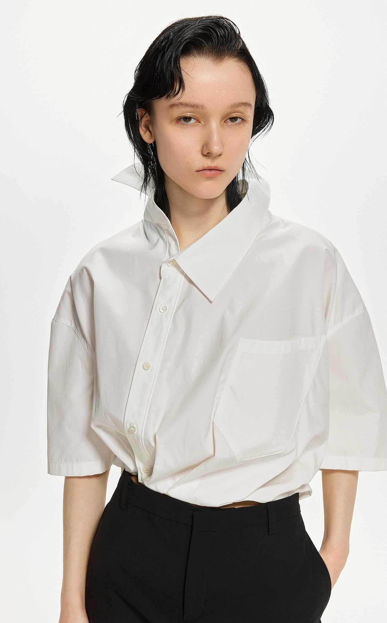 Shirt / JNBY Asymmetric Short Sleeve Shirt (100% Cotton)