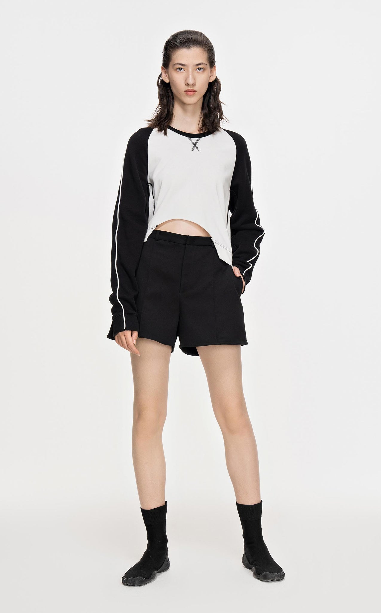 Shorts / JNBY Solid Loose Fit Shorts