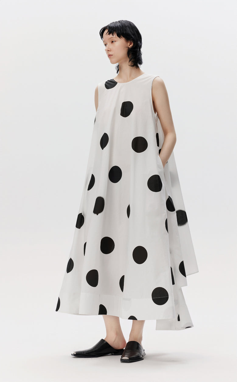 Dress / JNBY Round Neck Polka Dot Sleeveless V-neck Wavy Edge A-line Dress(100% cotton)