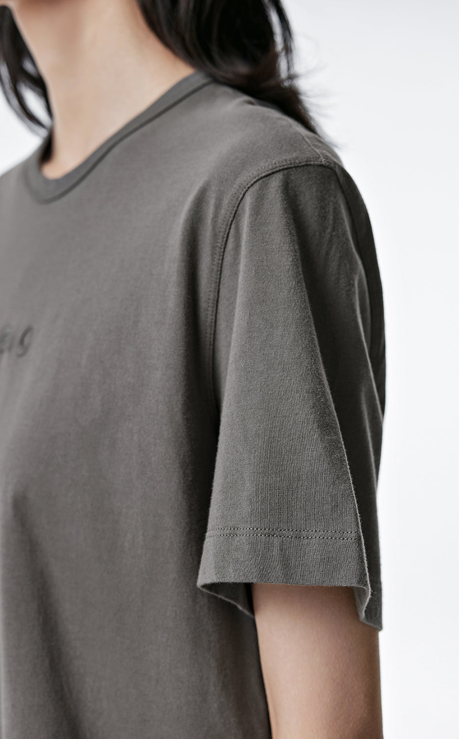 T-shirt / JNBY Round Neck Cotton T-shirt