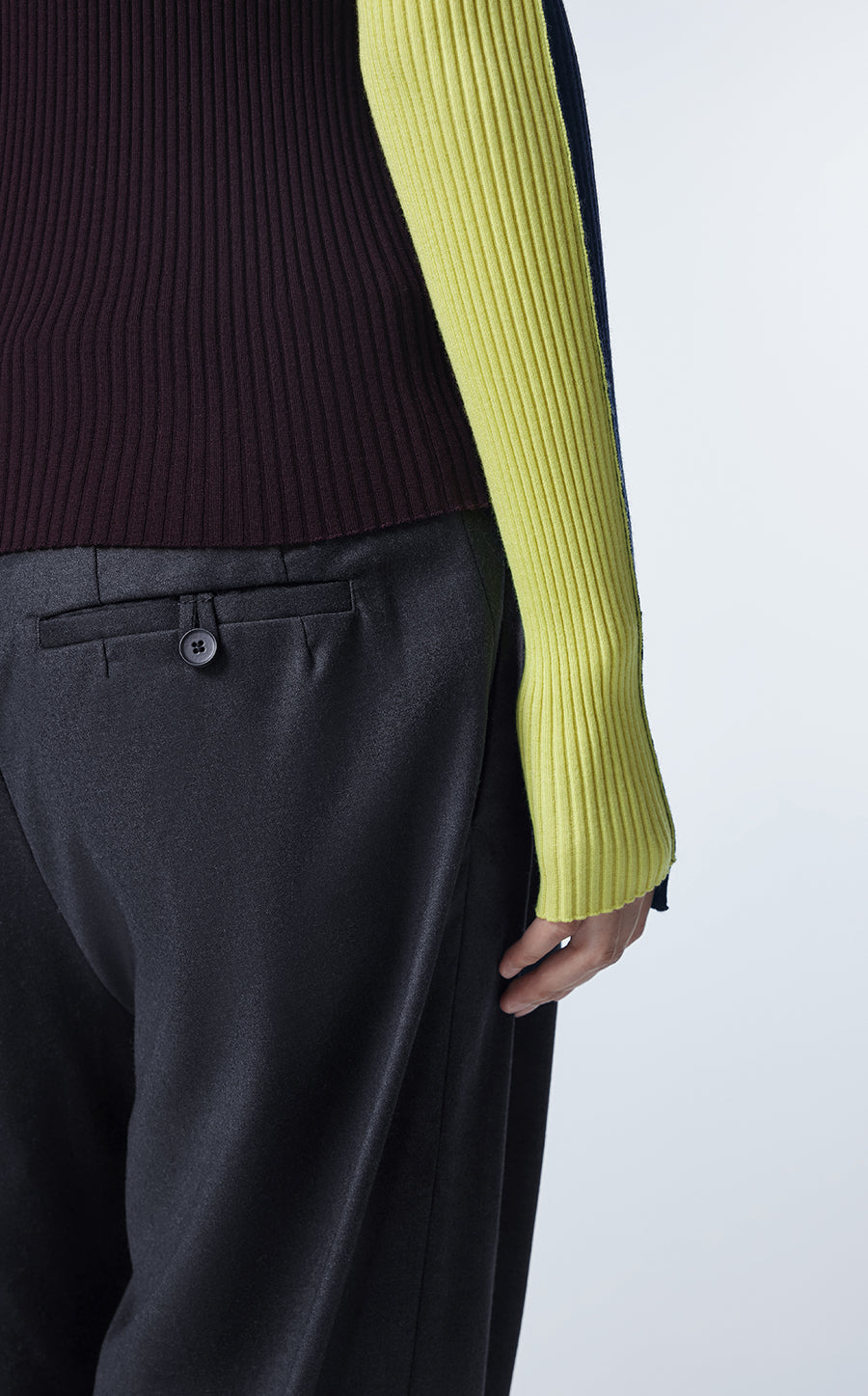 Sweater / JNBY Slim Fit Color Block Wool Sweater