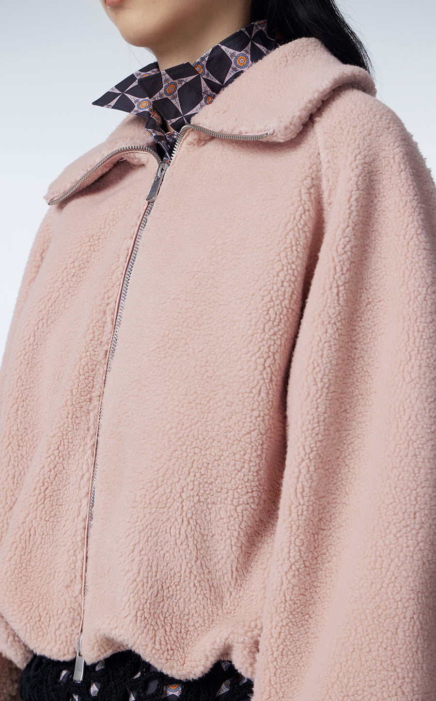 Coat / JNBY Oversized Faux Fur Cropped Coat