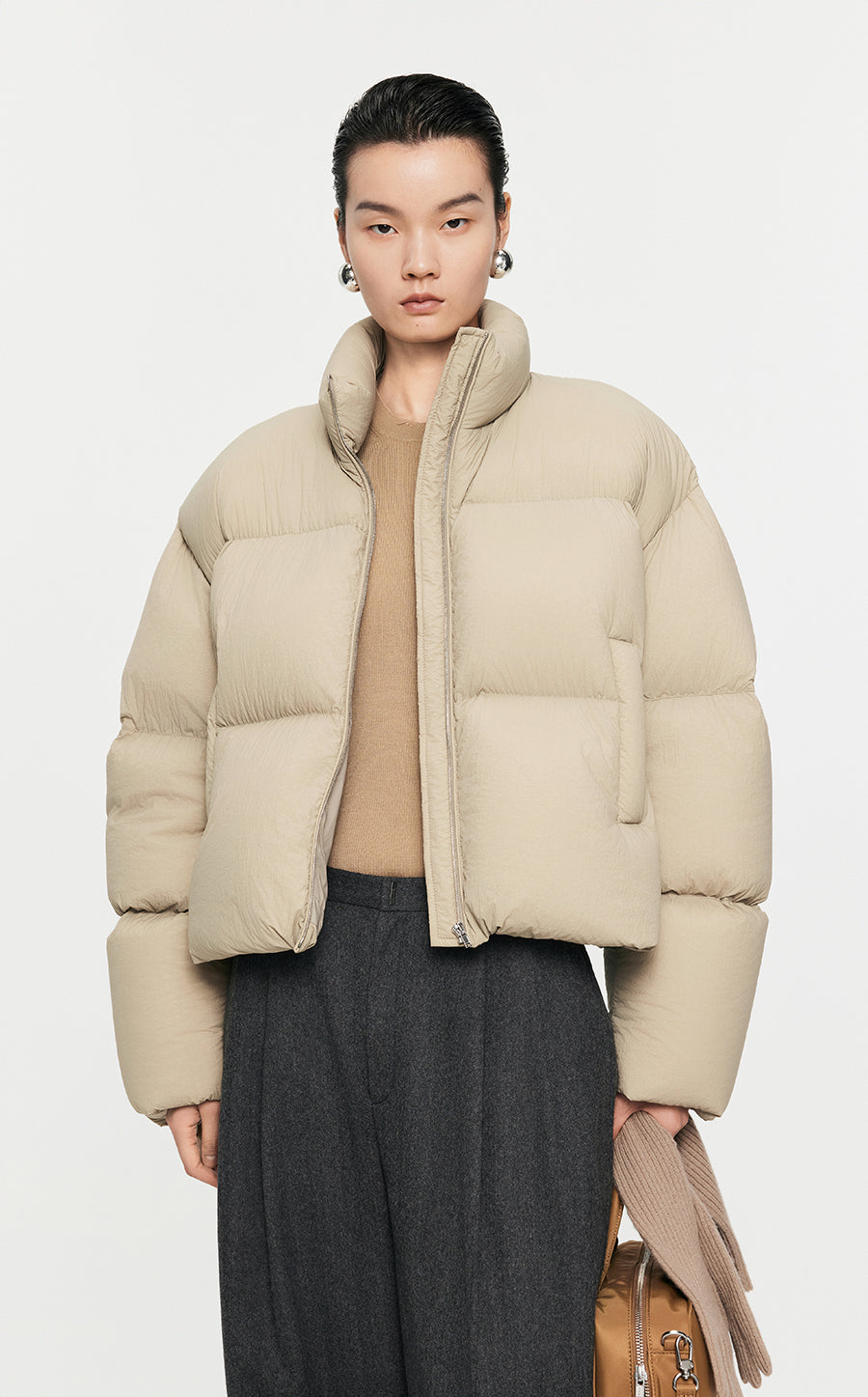 Coat / JNBY O-Shape Cropped Down Coat