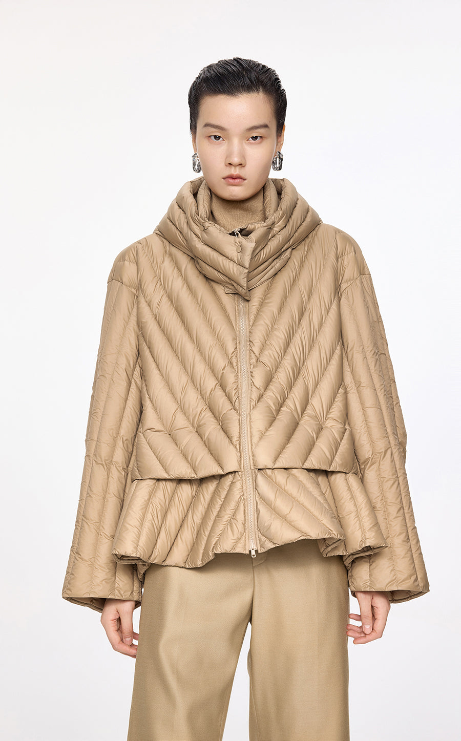 Coat / JNBY Oversize Irregular Hooded Down Jacket