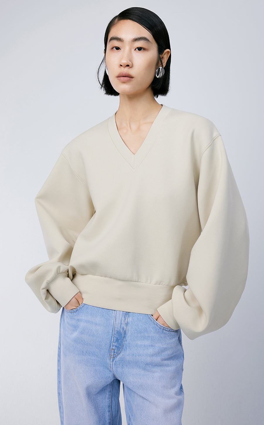 Sweatershirt / JNBY V-neck Cotton-blend Lyocell Sweatershirt（Spring 24）