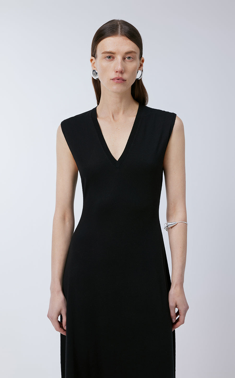 Dress / JNBY V-necked Sleeveless Calf-length Dress