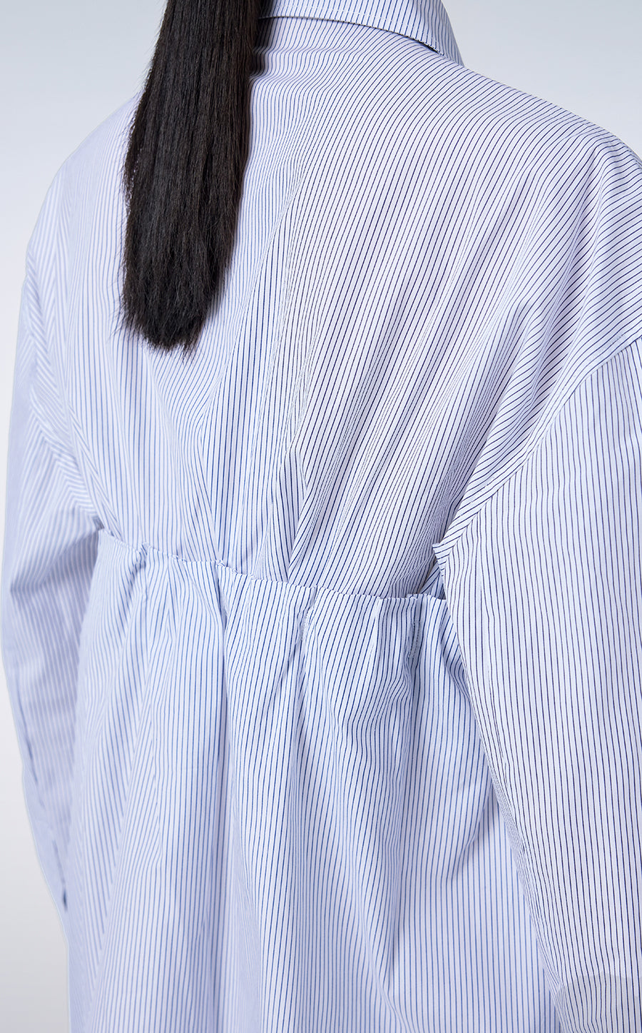 Shirt / JNBY Pinstripe Gathered-waist Cotton Shirt