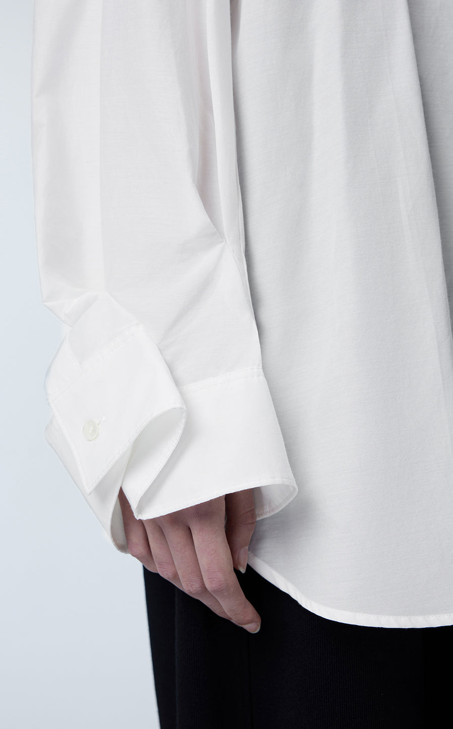 Shirt / JNBY Cotton-silk Pinched-cuff Shirt