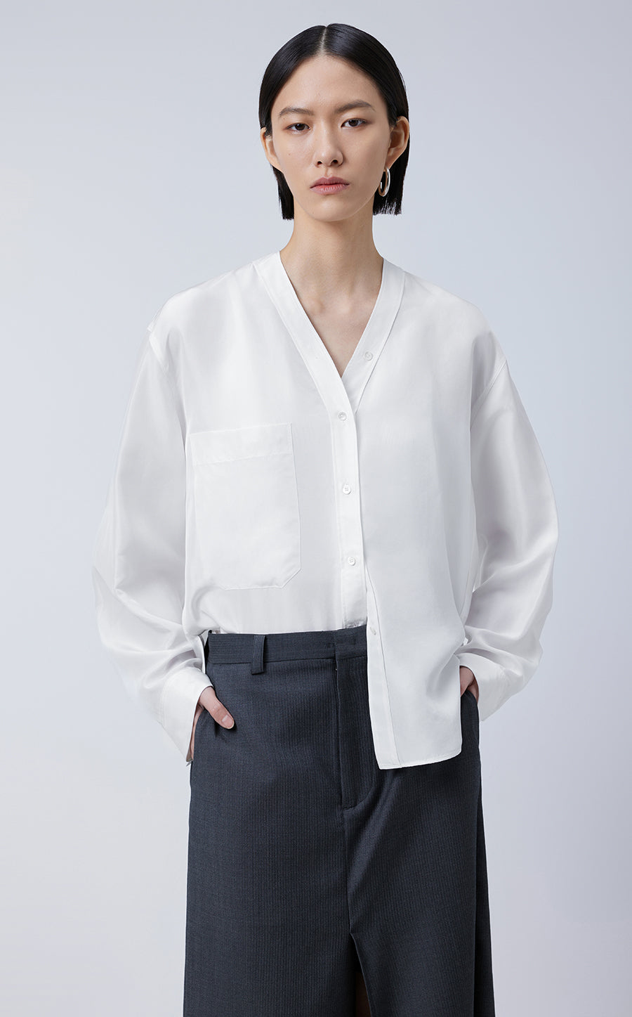 Shirt / JNBY V-neck Silk Shirt