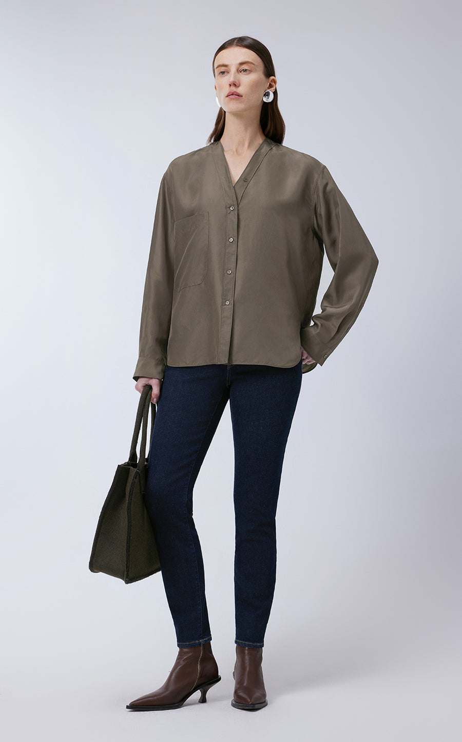 Shirt / JNBY V-neck Silk Shirt