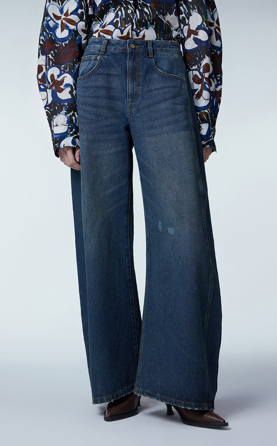 Pants / JNBY Relaxed Wide-leg Tapered Jeans