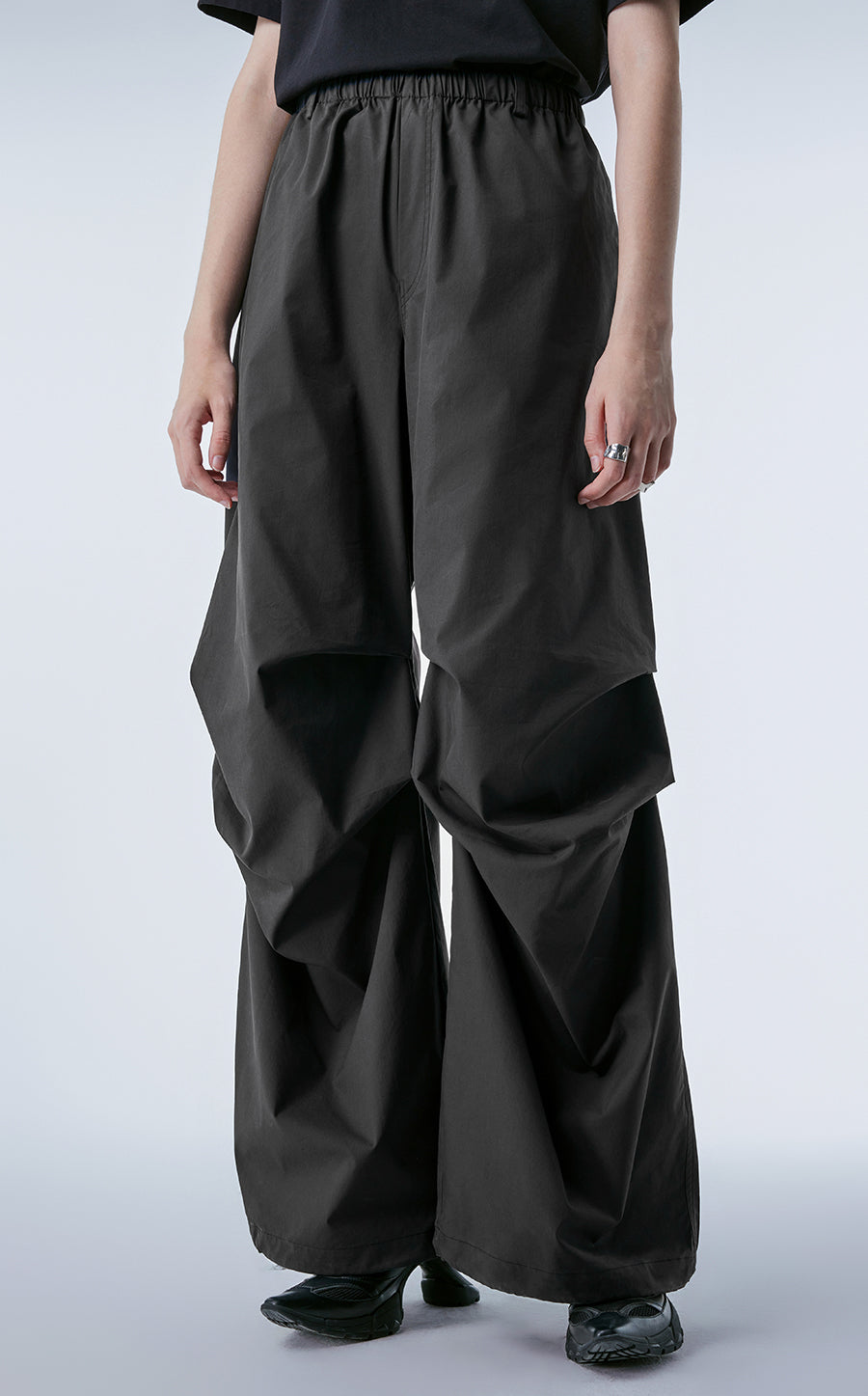 Pants / JNBY Gathered-detail Wide-leg Pants