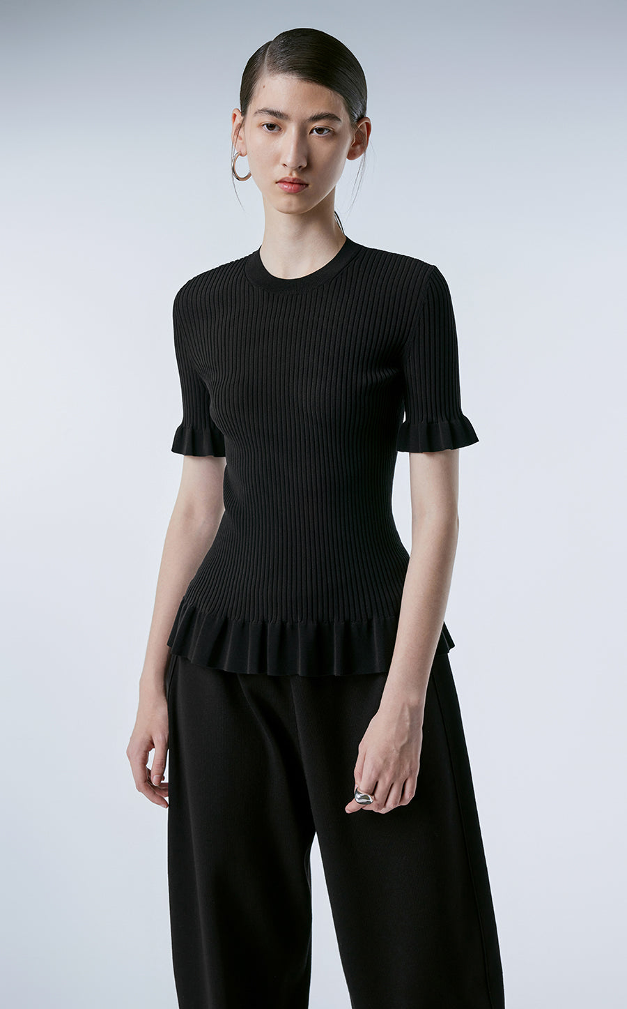 Sweater / JNBY Slim-fit Ruffle-hem Sweater