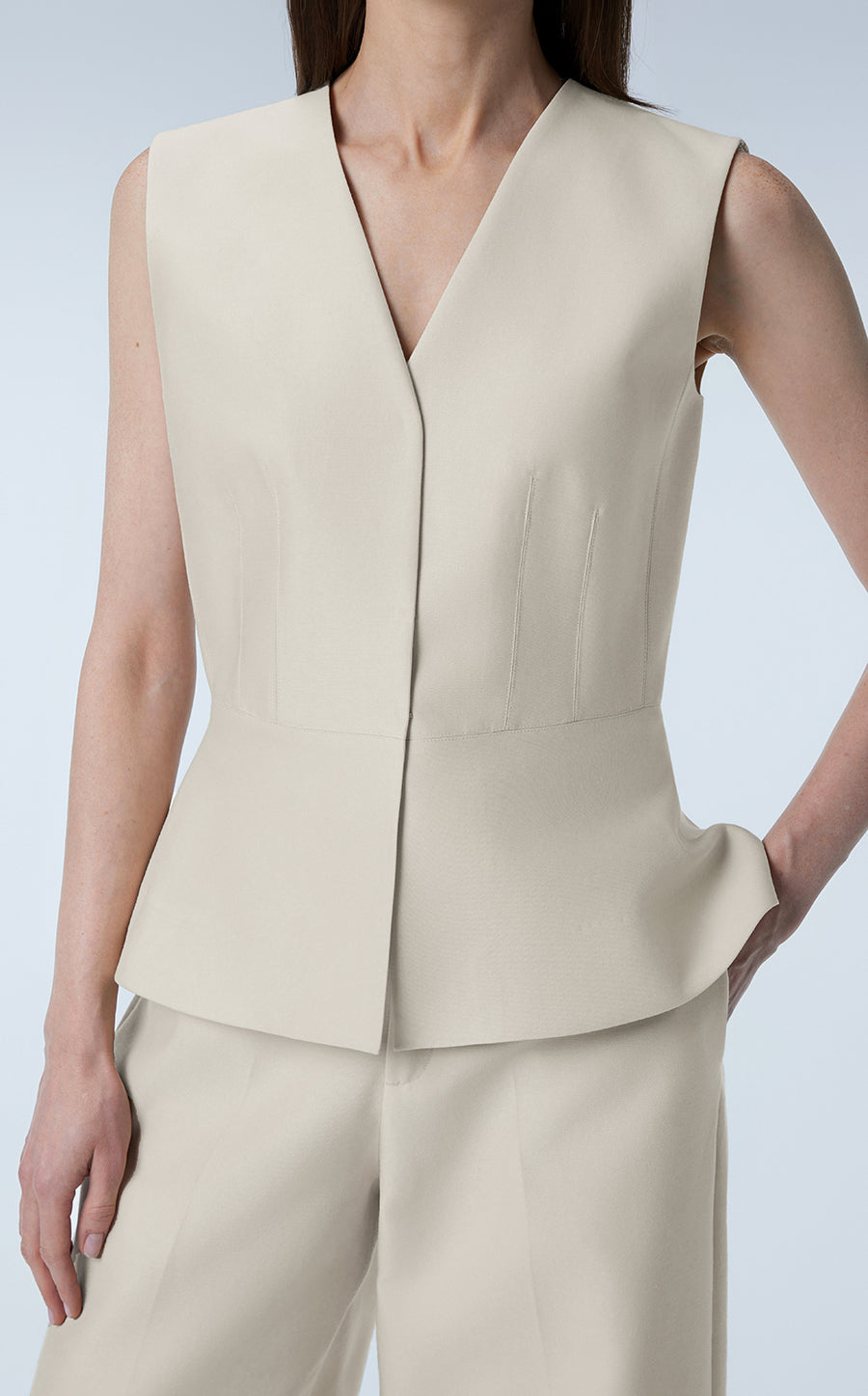 Vest / JNBY Slim-fit Wool-silk Vest