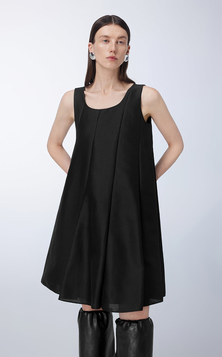 Dress / JNBY Sleeveless Cotton-silk Dress