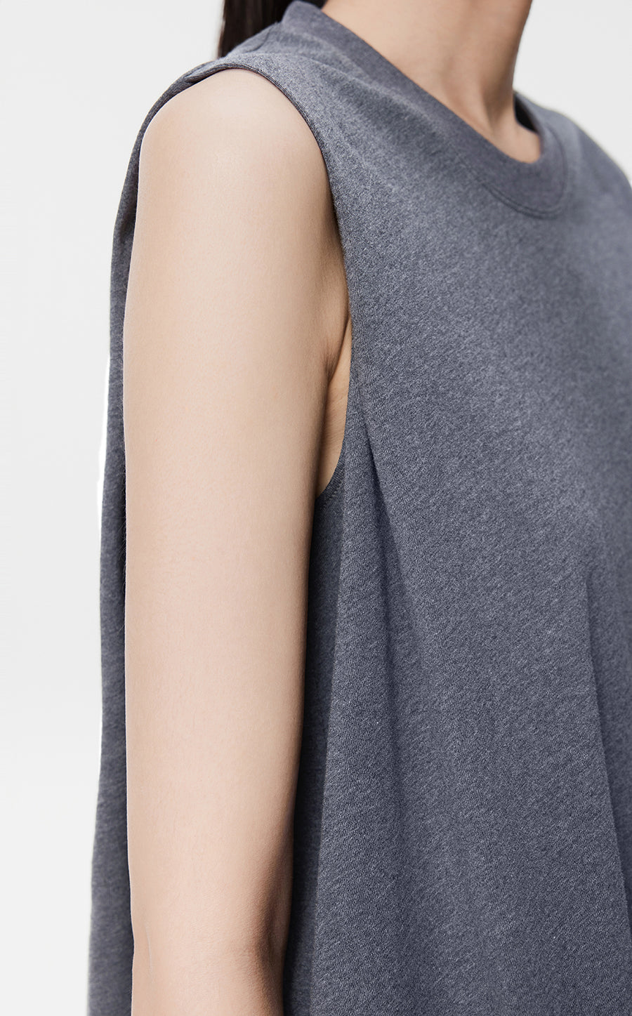 T-Shirt/JNBY Asymmetric Sleeveless T-Shirt