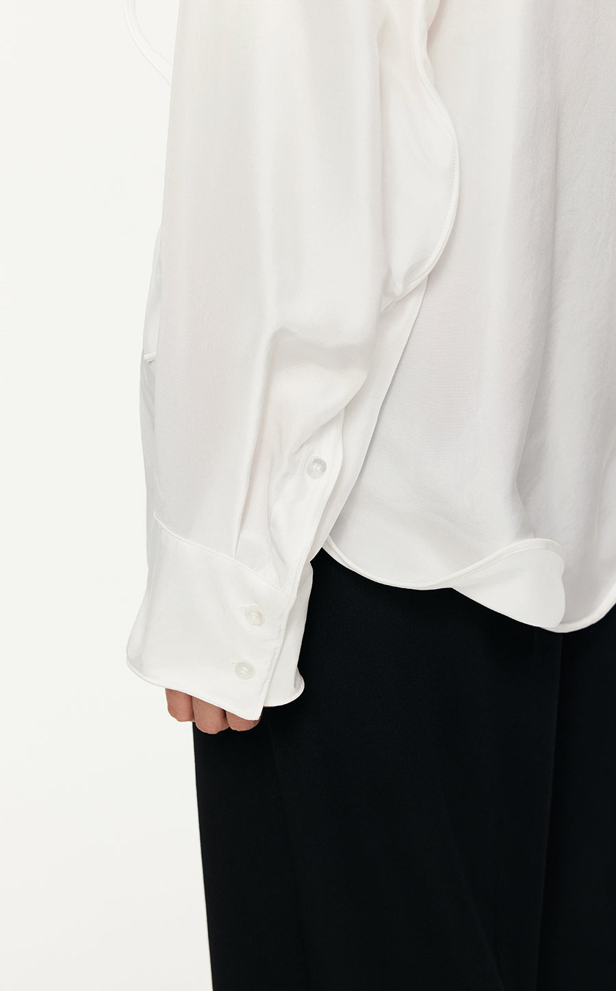 Shirt /JNBY Loose Fitting Long-sleeved Silk Shirt