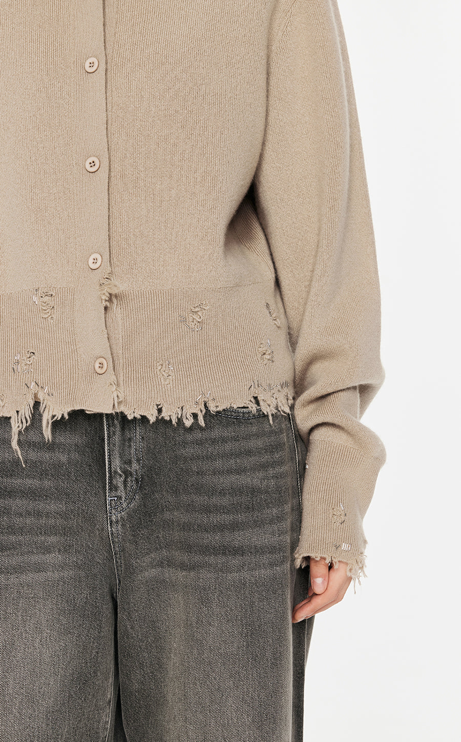 Sweater / JNBY Distressed Button-up Cardigan