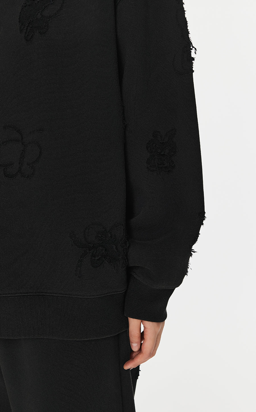 Sweatershirt / JNBY  Oversize Butterfly-embellished Sweatershirt