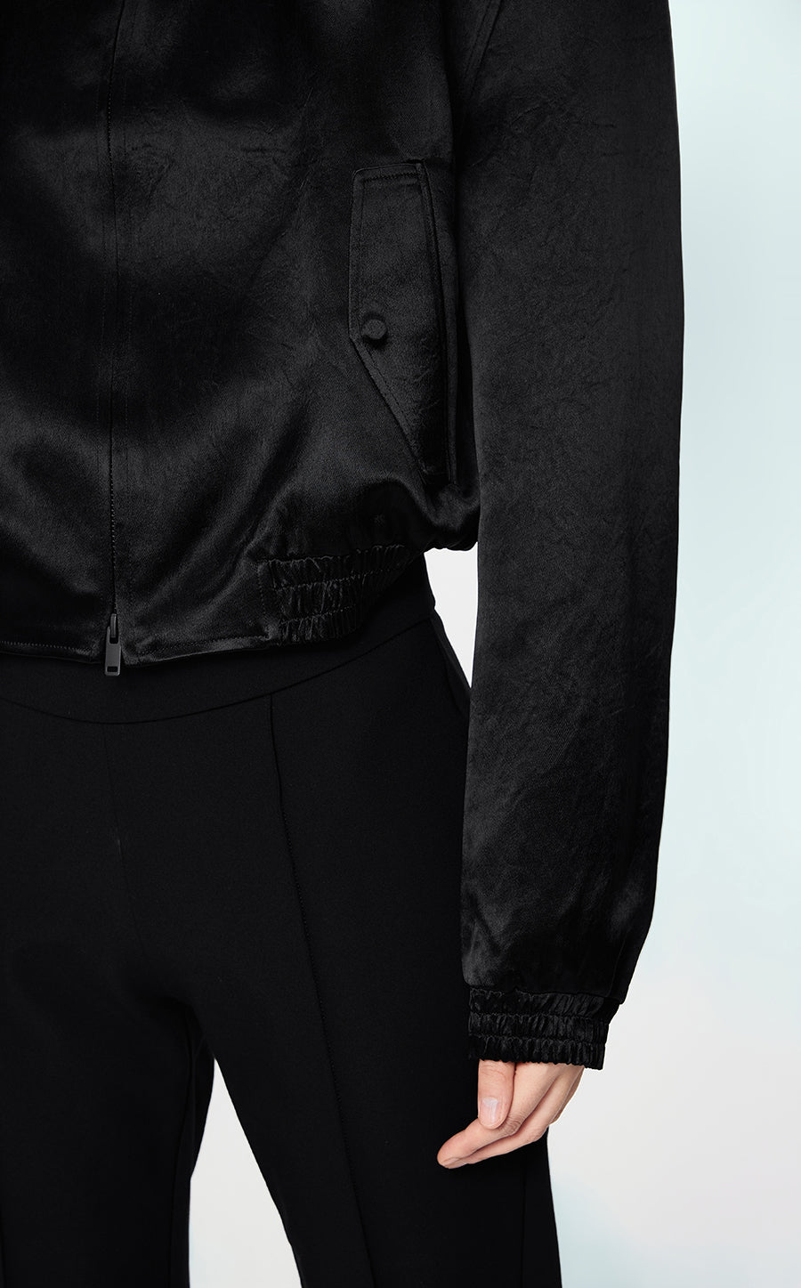 Coat / JNBY Relaxed Cropped Jacket