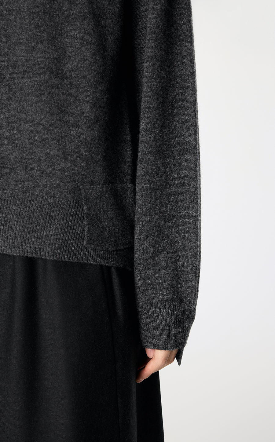 Sweater / JNBY Asymmetrical  Wool & Yak Sweater