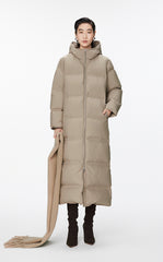 Coat / JNBY Luxe Ultra-Long Seamless Goose Down Coat