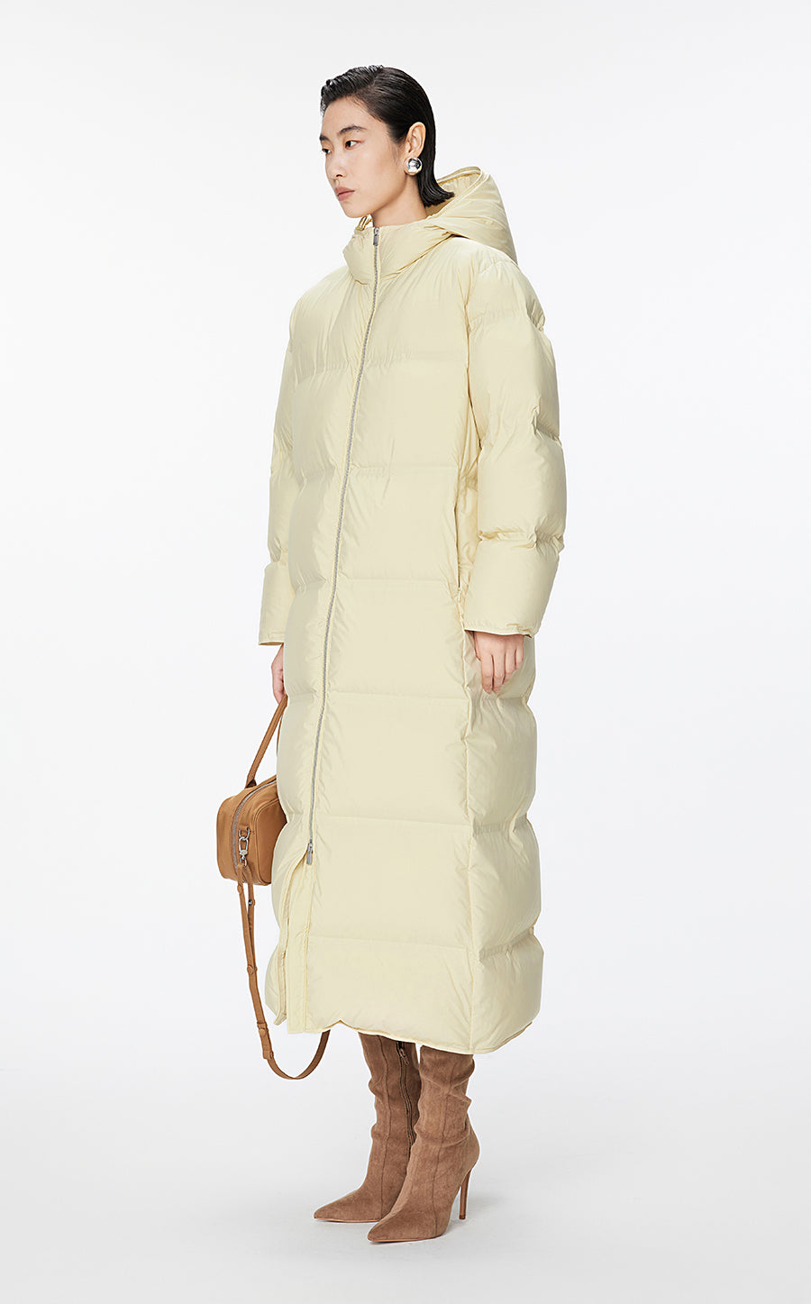 Coat / JNBY Luxe Ultra-Long Seamless Goose Down Coat