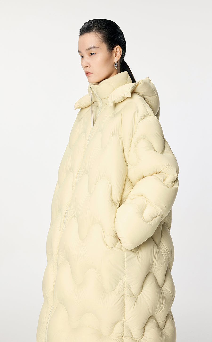 Downcoat / JNBY Oversize Wavy-Line Hooded Down Coat