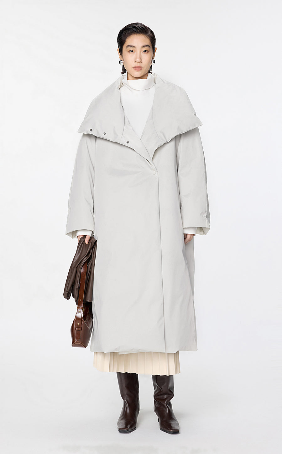 Coat / JNBY Relaxed Satin Long Down Coat